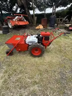 WELGER RP 12 S ロールベーラー 本体、現状引き取り限定 WELGER RP 12 S ロールベーラー 本体、現状引き取り限定 - メルカリ