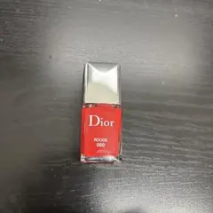 Dior ネイルカラー ヴェルニ 999