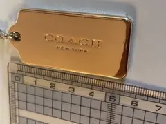 COACH ゴールド チャーム ボールチェーン付き