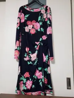 希少✨レオナール ワンピース LL カットソー トリム カンカン素材 大きい 美品♡レオナール カンカン素材 トリム 花柄 ワンピース M