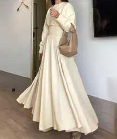 Louere ルエレ ハイウエストボリュームフレアスカート