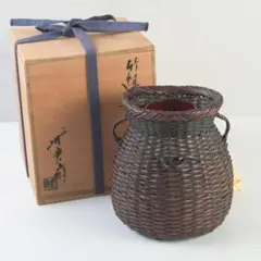 茶道具 古竹 タイ国産 鉈鞘花入 掛花入 宮田掃溜書付箱 V B25 - メルカリ
