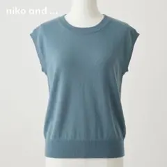niko and... ニコアンド バックスリット ノースリーブニット F