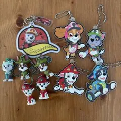 パウ・パトロール アクリル　キーホルダー 8個セット