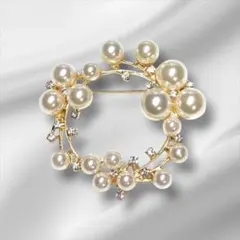 豪華高見え！パール金色ブローチ　お受験　行事　結婚式　入学式　卒業式にも！