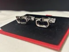 男性向けプレゼント FERRAGAMO ガンチーニ カフリンクス シルバーカラーのサムネイル