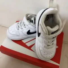 12.0 Nike スニーカー ホワイト ブラック