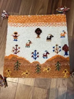 ギャッベ　座布団　手織りの動物刺繍ラグ