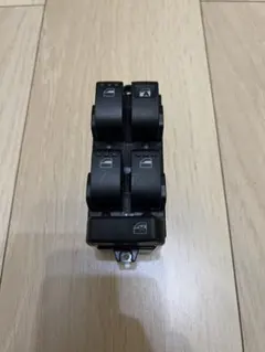 ダイハツ　ミライース パワーウインドウスイッチ 515813 Bのサムネイル