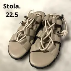 【最終価格】Stola. ストラ　フラットサンダル　ベージュ　22.5のサムネイル