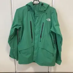 オ*ル様 THE NORTH FACE フード付き緑ジャケット