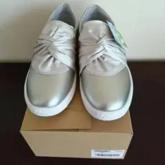 パンジー スニーカー