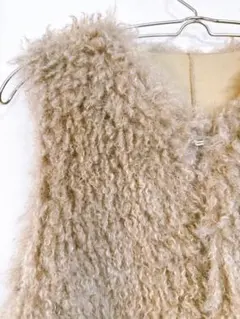 【美品】HERBIERエコファーベスト スウェード リバーシバブル ベージュ