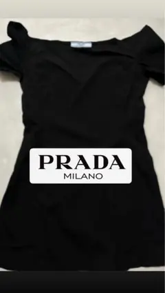 PRADA 半袖 カットソー　黒のサムネイル