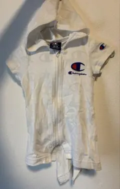 Champion フード付きロンパース ホワイト　60〜70
