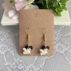 【シーズー】　犬　ハンドメイド　ピアス　樹脂粘土　ふりむき160