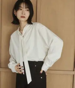 【タグ付き未使用】hunch 前後2WAY ボウタイブラウス