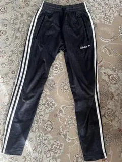 アディダスオリジナルス ボトムス