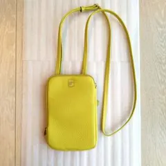 ペレボルサ　お財布機能付きスマホショルダーバッグ　イエロー
