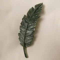 【お値下げ中】お洒落バレッタ（羽モチーフ）