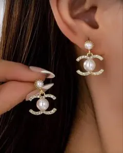 早い者勝ち♡大人気♡CCロゴ ピアス