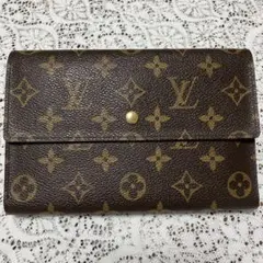 ルイヴィトン　モノグラム　ポシェットパスポール　三つ折り財布