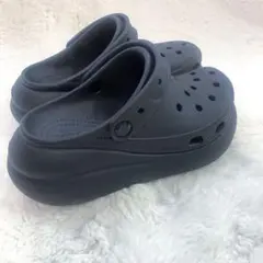クロックス(Crocs) 厚底　メガクラッシュ クロッグ 黒 23.5cm