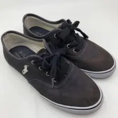 ネイビー スニーカー