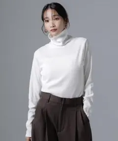 NANO universe タートルネックカットソー