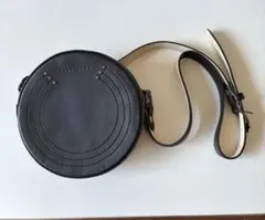 Longchamp（ロンシャン）斜め掛け円形バッグ　ブラック