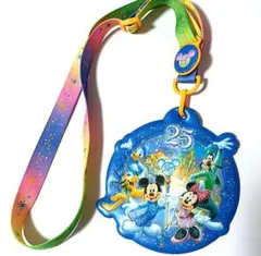 ディズニー　東京ディズニーリゾート 　25周年 　ストラップ　チケットホルダーのサムネイル