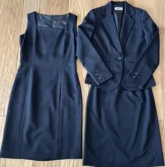 匿名配送　レディーススーツ　4点　Sサイズ7 IMAGE ブラック系ストライプ