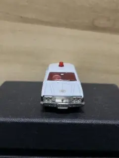 トミカ　トヨタ クラウン TOYOTA CROWN パトカー　ミニカー
