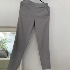 UNIQLO レディース　カジュアルパンツ