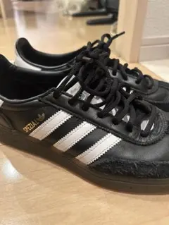 adidas Spezial ブラック/ホワイト スニーカー