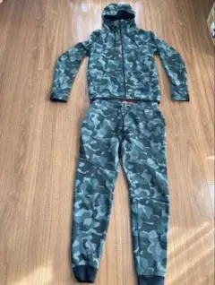 美品 NIKE テックフリース XS