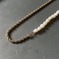 【パールネックレス】ゴールド/ホワイト/カジュアル/ねじれチェーン