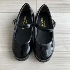 【美品】BETTY KIDS ブラック フォーマルシューズ 17cm