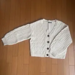 INGNI アイボリー ケーブルニットカーディガン