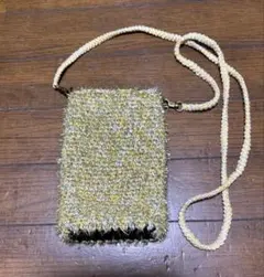 手編みサコッシュ　ゴールドラメ　ファンシーヤーン　スマホショルダーバッグ