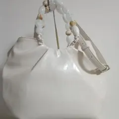 earショルダーバッグハンドバッグ2way ホワイト　イアパピヨネ