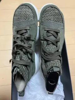 Clarks Originals スニーカー オリーブのサムネイル