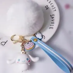 サンリオ シナモロール ファーチャーム付き キーホルダー ストラップ