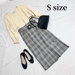 【コーデ売り】長袖カットソー＋チェック柄ロングスカート　Ｓサイズ相当　まとめ売り