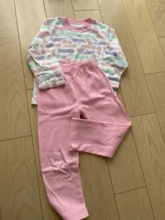 フリースパジャマ 西松屋