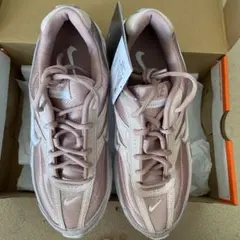 Nikeイニシエーターピンク スニーカー