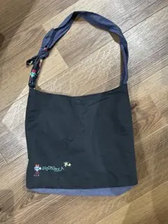 専用です。ホコモモラ リバーシブルショルダーバッグのサムネイル