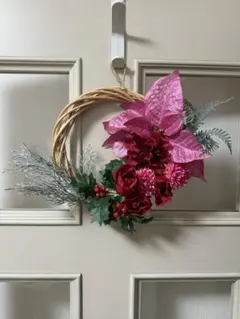 クリスマスリース ピンクと赤の造花