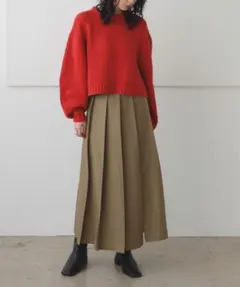 【新品】 LIAN プリーツスリットスカート ロング プリーツスカート ベージュのサムネイル