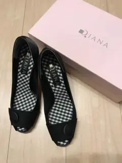 ダイアナ パンプス